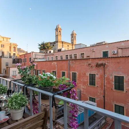 Townhouse By The Spanish Steps Rome Room photo