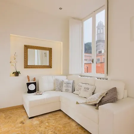 Townhouse By The Spanish Steps Rome Room photo