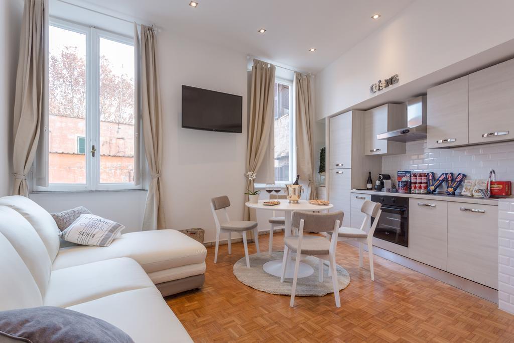 Townhouse By The Spanish Steps Apartment Rome