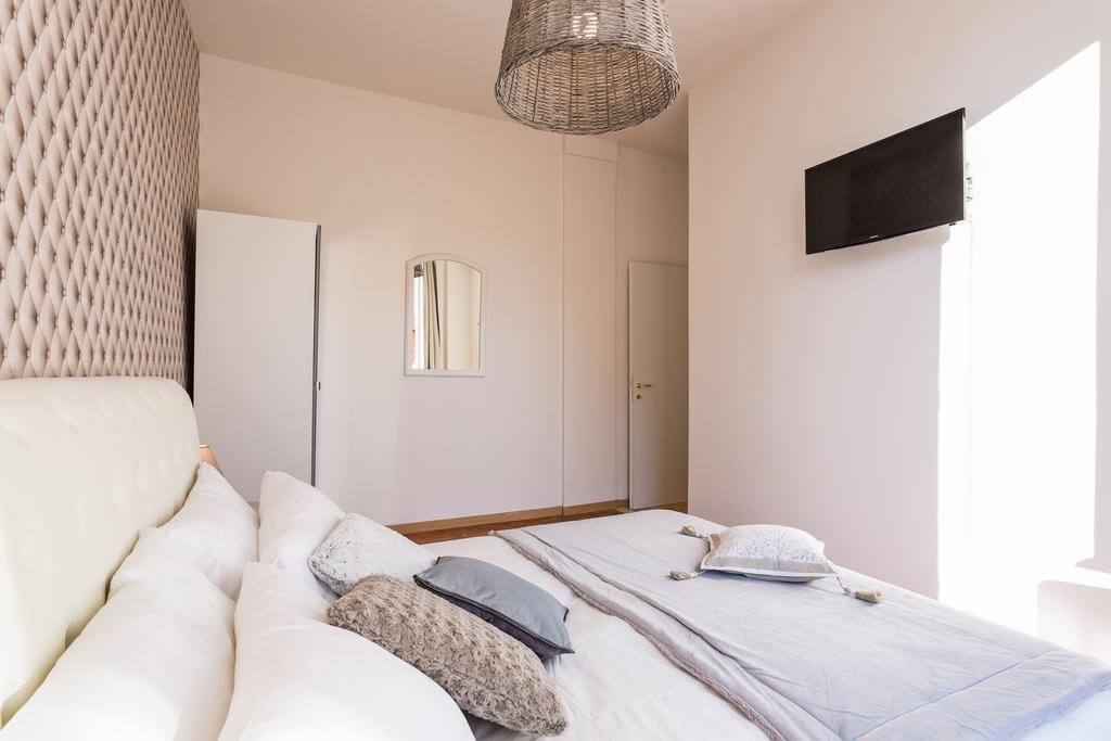 Townhouse By The Spanish Steps Apartment *